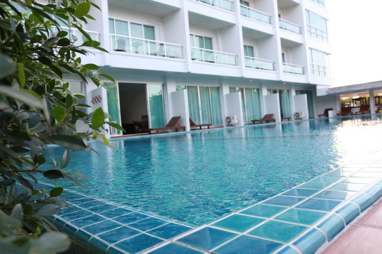 The Pano Hotel & Residence Ao Nang Exterior foto